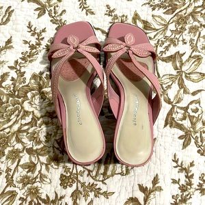 PINK SANDLES , SIZE 11 WIDE